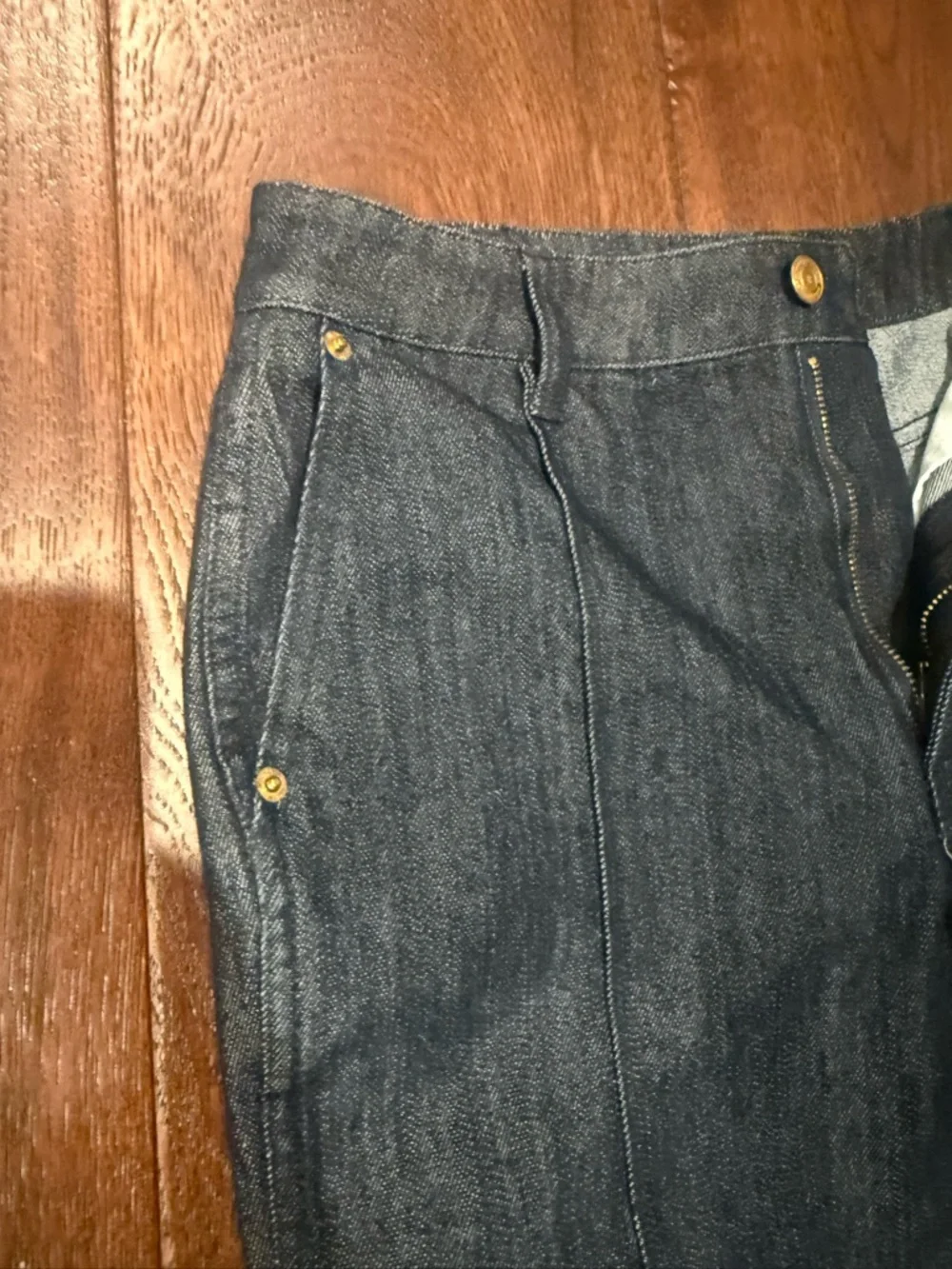 NWT MICHAEL KORS WOMEN FLARED OUT DENIM JEANS, SIZE US 00 (XXS), INDIGO RINSE